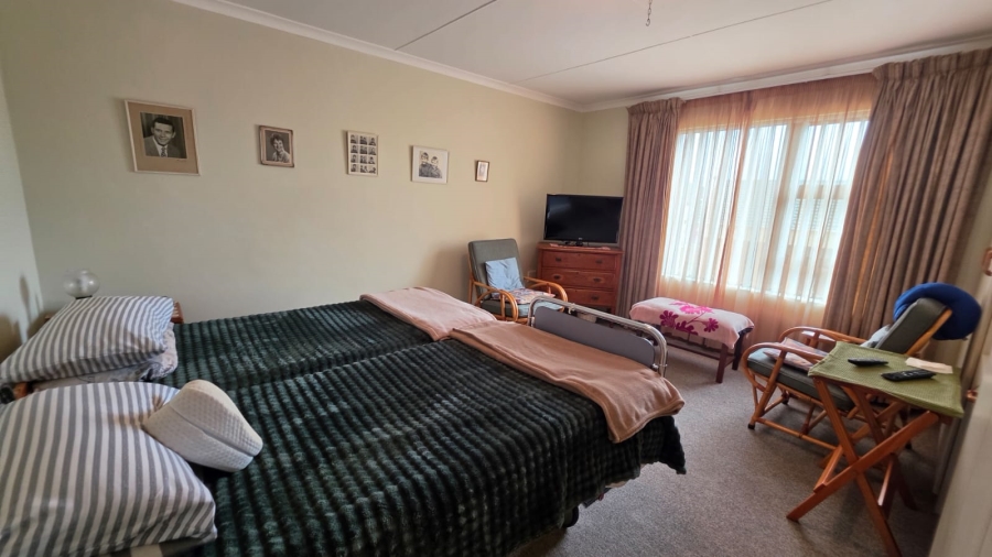 3 Bedroom Property for Sale in Stilbaai Wes Western Cape